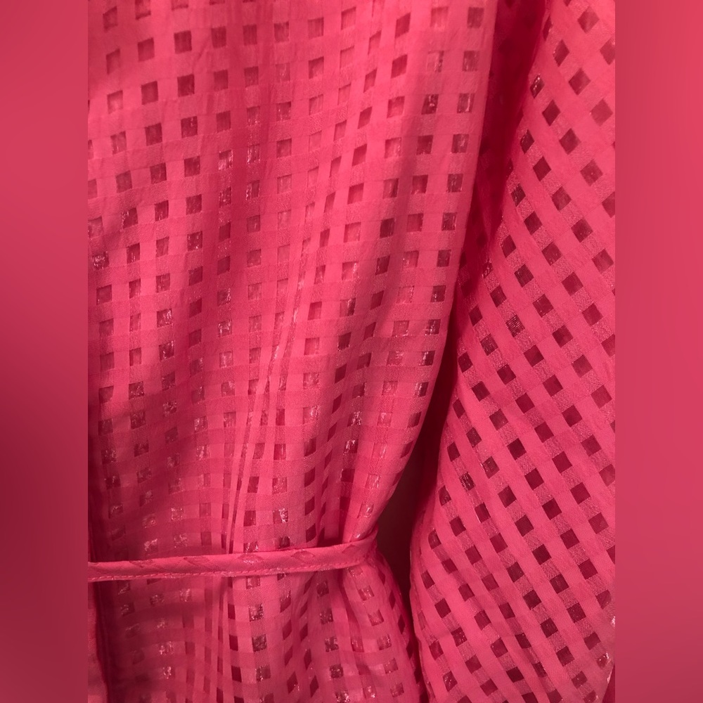 Gingham & Heels Magenta dress - Picture 4 of 10